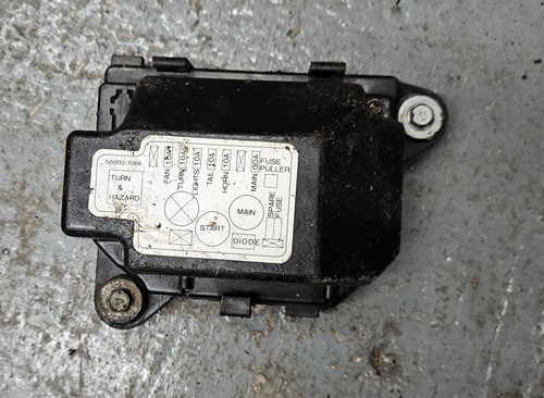 Kawasaki gpz1000rx fusebox - kawasaki,